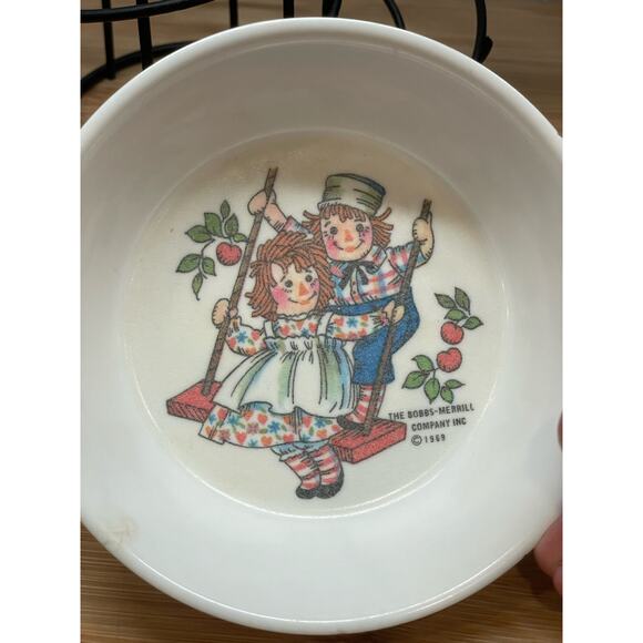 VTG  Raggedy Ann and Andy Bowl set with SS Utensils - Picture 4 of 14